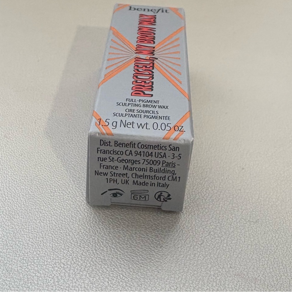 Benefit brow wax-NIB Warm Deep Brown - Picture 3 of 3